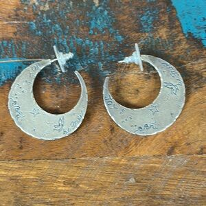 Jes MaHarry “Be Free” Sterling Silver Earrings. New in box.